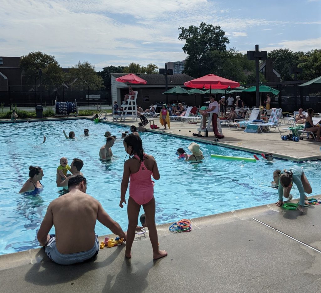 Ghent Square pool