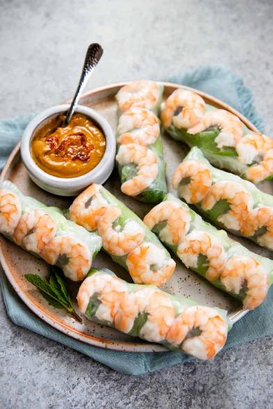 plate of springrolls